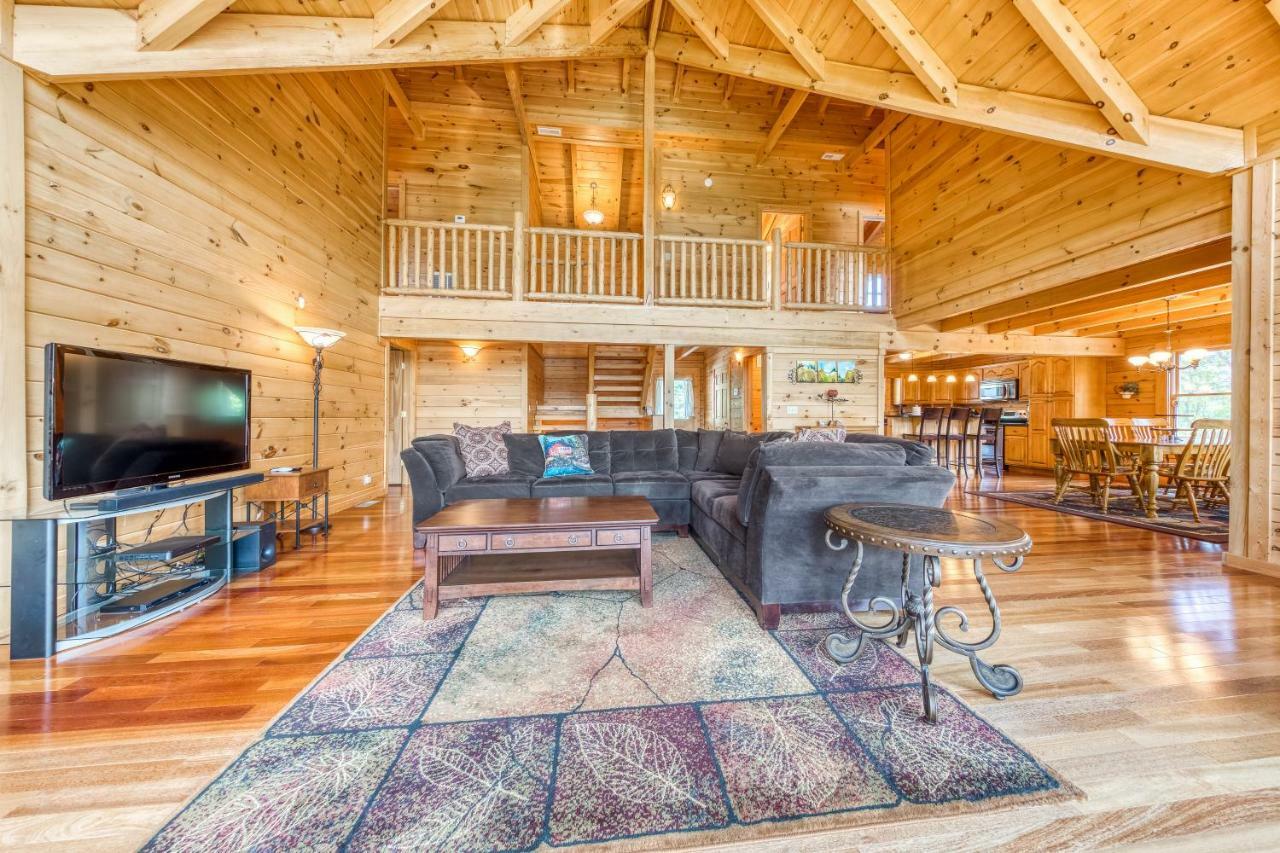 Majestic Lakefront Lodge Sevierville Eksteriør billede