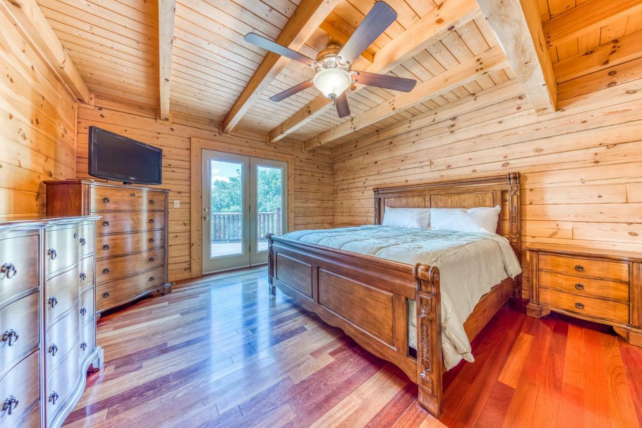 Majestic Lakefront Lodge Sevierville Eksteriør billede