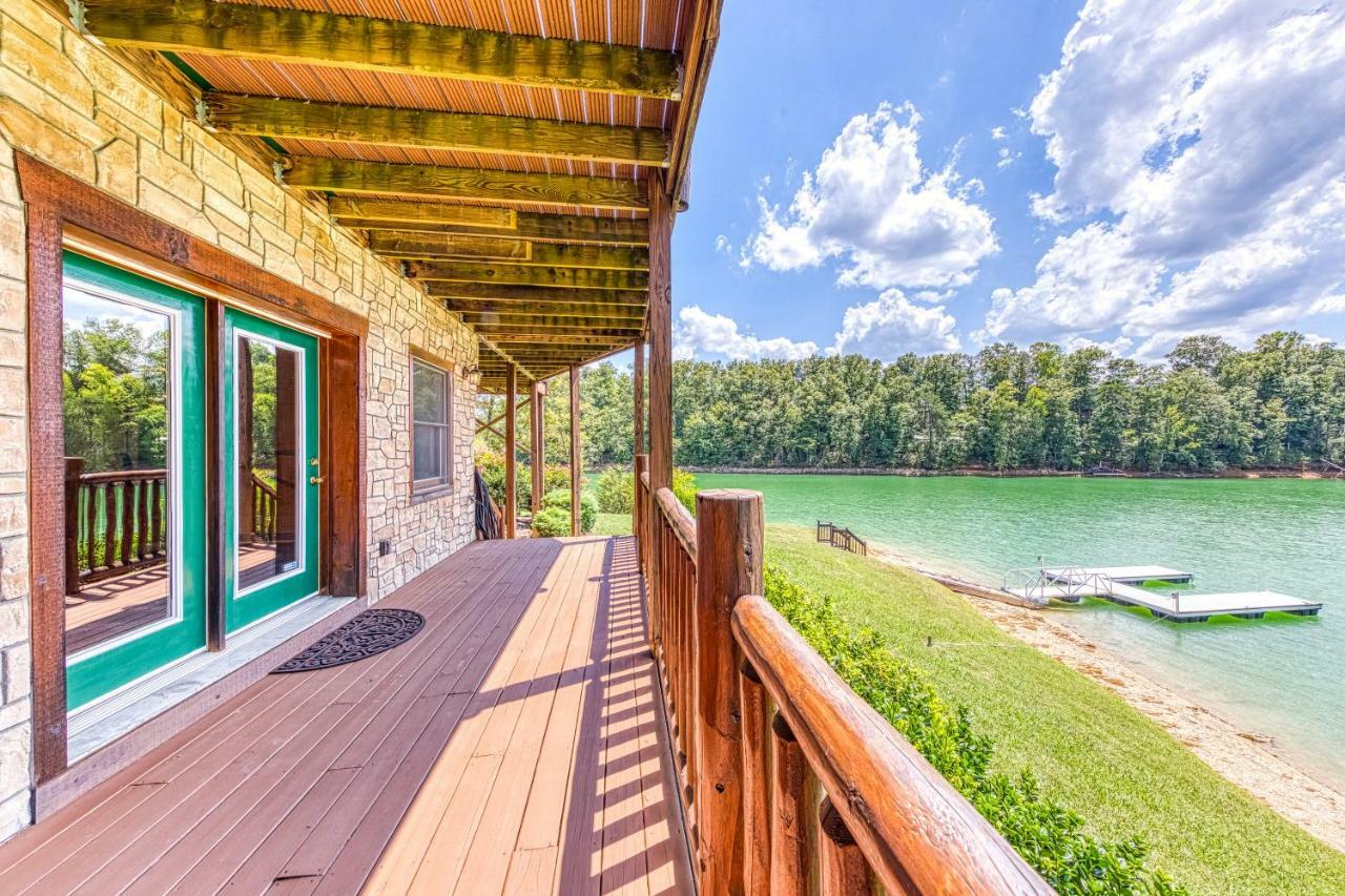 Majestic Lakefront Lodge Sevierville Eksteriør billede