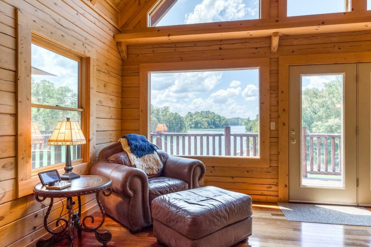 Majestic Lakefront Lodge Sevierville Eksteriør billede