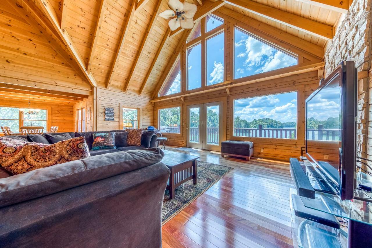 Majestic Lakefront Lodge Sevierville Eksteriør billede