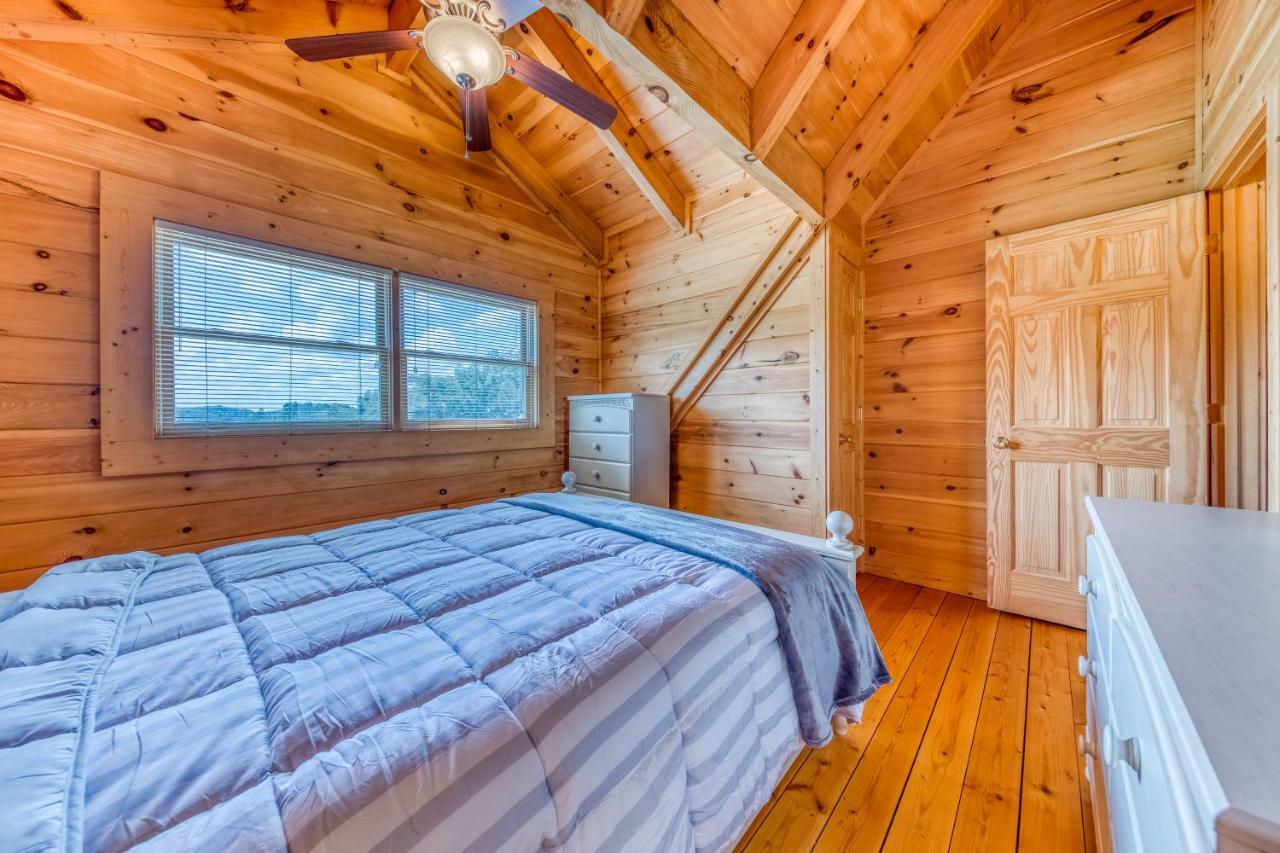 Majestic Lakefront Lodge Sevierville Eksteriør billede