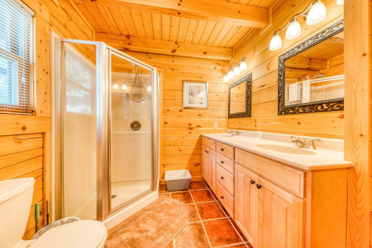 Majestic Lakefront Lodge Sevierville Eksteriør billede