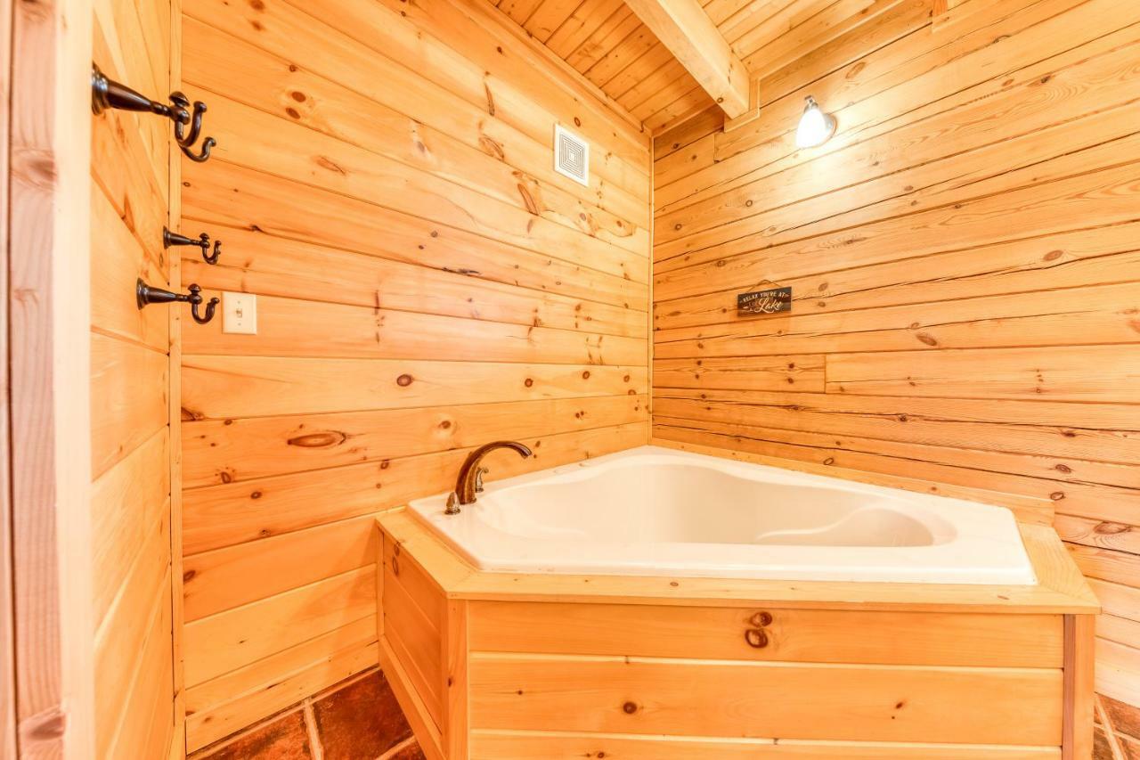 Majestic Lakefront Lodge Sevierville Eksteriør billede